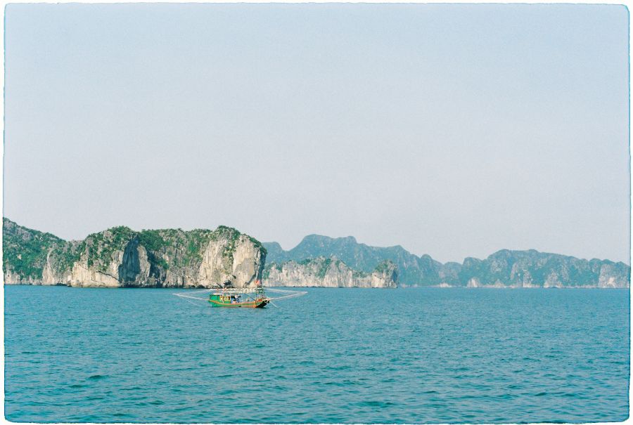 Lan Ha Bay: The Quieter Gem Next to Ha Long (2026)